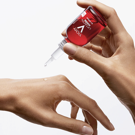 Vichy Liftactiv Specialist B3 Serum redukujące przebarwienia i zmarszczki 30 ml